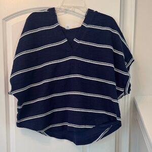 Old Navy Women’s Size Large Navy and White Striped V-Neck Poncho